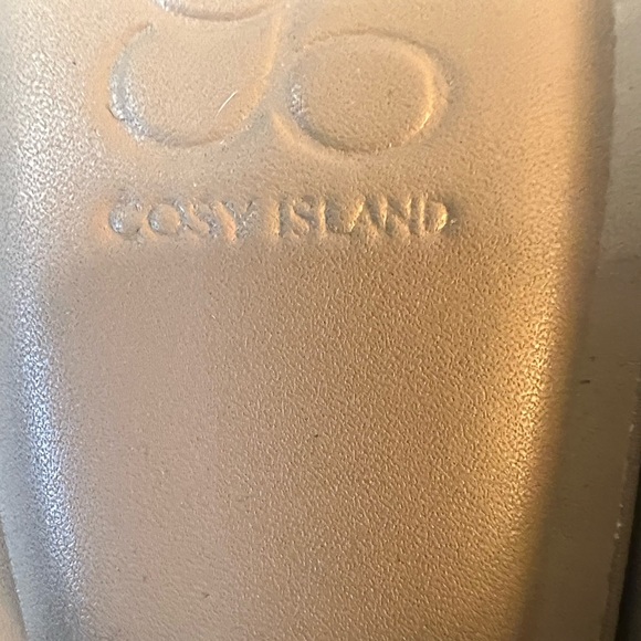 Cosy Island Chic Leopard Print mule Heels with Buckle - Picture 6 of 7